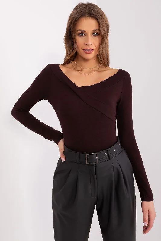 Blouse EM Asymmetric Hem Blouse