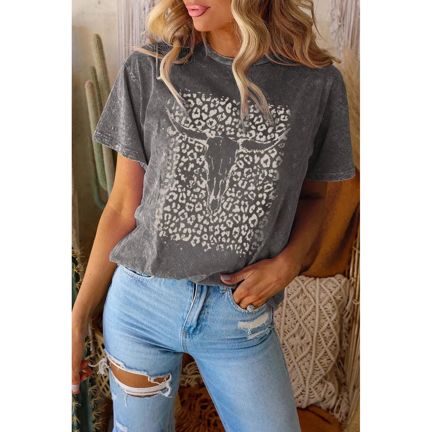 Black Leopard Skull Graphic Print Short Sleeve T Shirt Welt Pockets Slit Pockets Flap Pockets Black Leopard Skull Graphic Print Short Sleeve T Shirt Welt Pockets Slit Pockets Flap Pockets