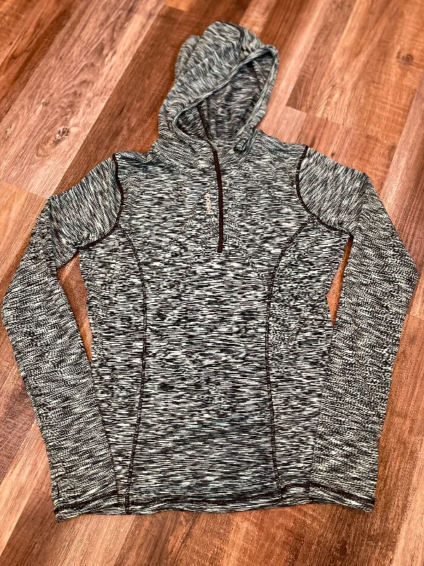 Reebok Blue & Black Long Sleeve Hooded shirt 1/4 Zip Womens size Small Mesh Canvas Denim Reebok Blue & Black Long Sleeve Hooded shirt 1/4 Zip Womens size Small Mesh Canvas Denim
