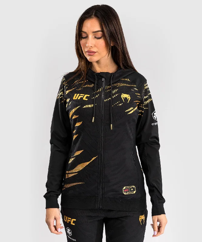 Sweatshirt à Capuche pour Femmes UFC Fusion by Venum Authentic Fight Night - Champion Faux Fur Fabric Real Fur Fabric Shearling Fabric Sweatshirt à Capuche pour Femmes UFC Fusion by Venum Authentic Fight Night - Champion Faux Fur Fabric Real Fur Fabric Shearling Fabric