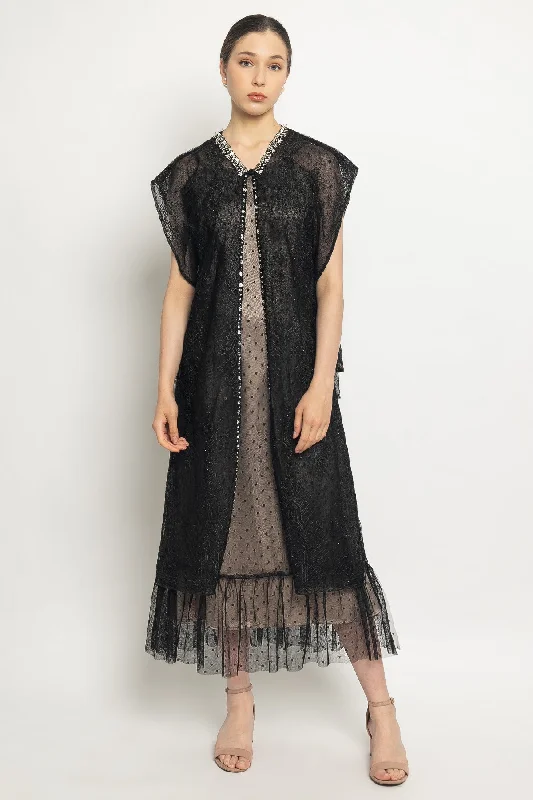 Niamh Dress in Black