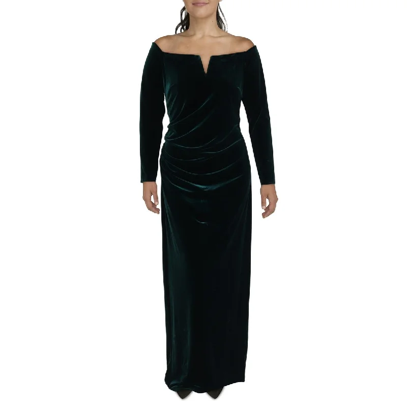 X by Xscape Womens Plus Velvet Evening Dress