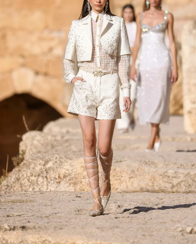 Linen Detailed Shirt & Shorts with Jacket Appliqued Jacket Beaded Jacket Sequined Jacket Linen Detailed Shirt & Shorts with Jacket Appliqued Jacket Beaded Jacket Sequined Jacket