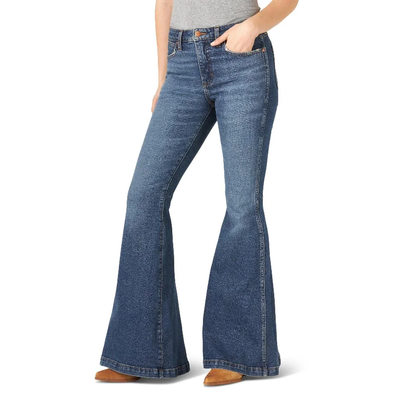 Wrangler Women's Retor Trumpet Flare Jean Fashionable Raw Hemmed Jeans